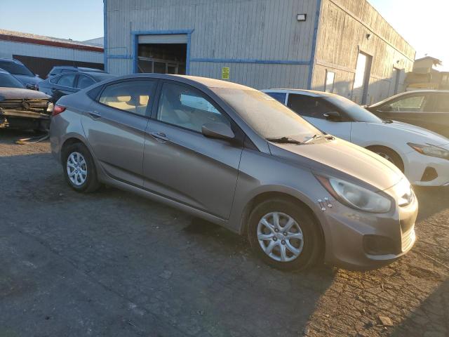  HYUNDAI ACCENT 2014 Золотой