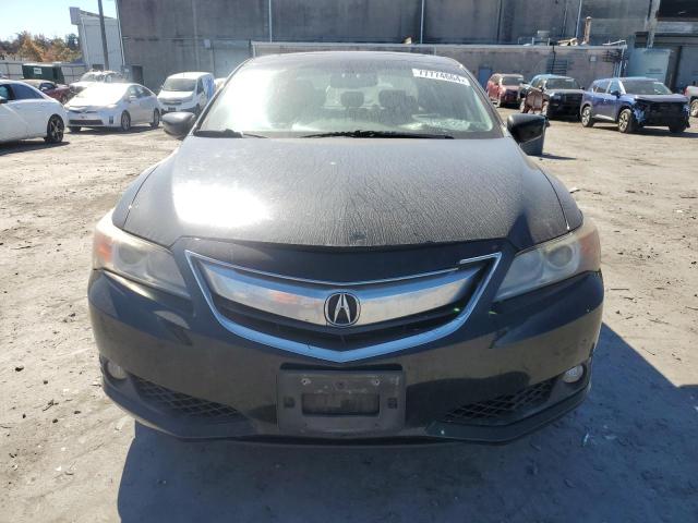 Седани ACURA ILX 2013 Чорний