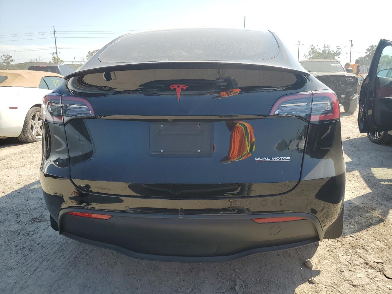 7SAYGDEF7NF441882 2022 Tesla Model Y