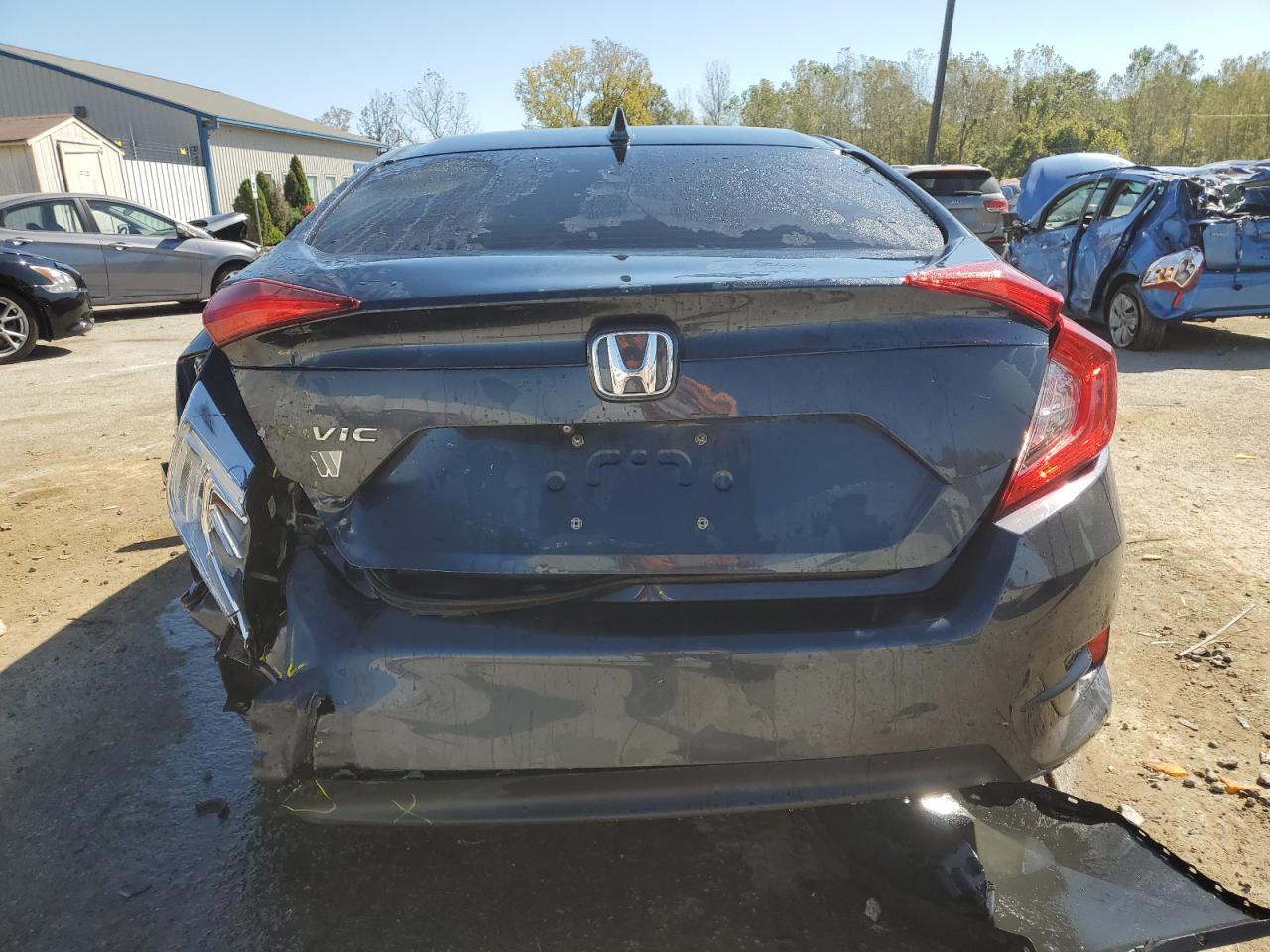 19XFC2F7XHE034340 2017 Honda Civic Ex