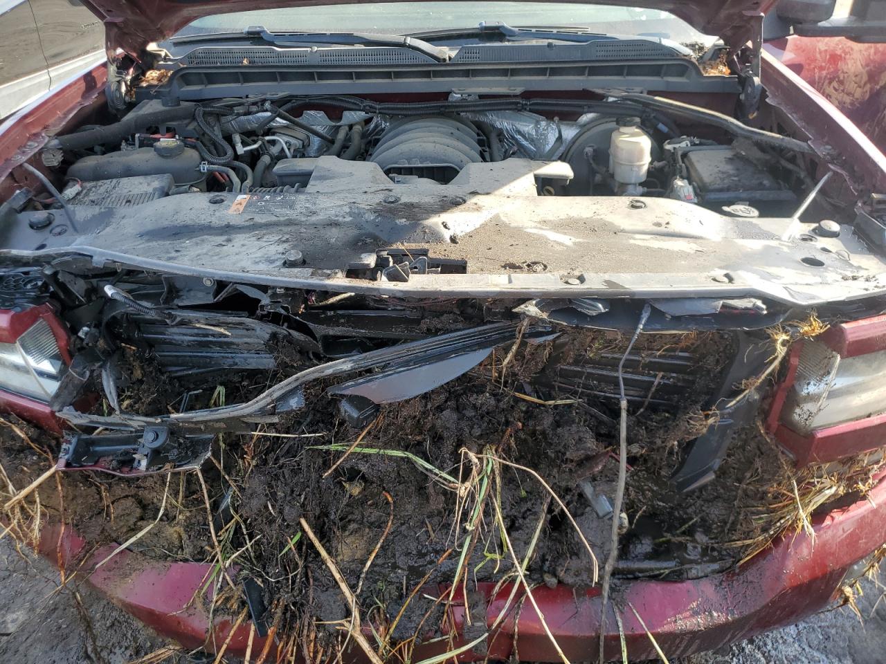 2017 Chevrolet Silverado - Image 11