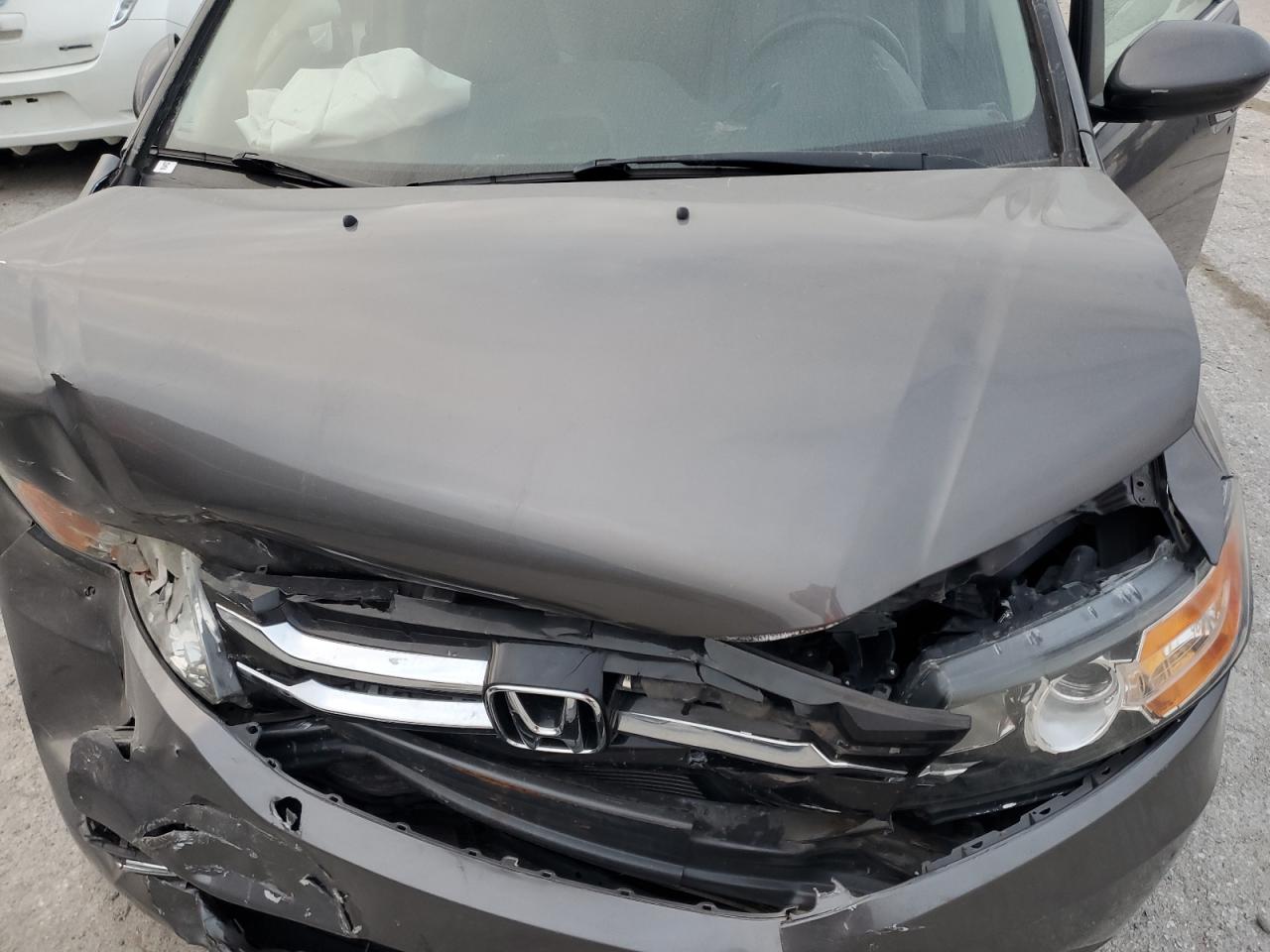 2014 Honda Odyssey - Image 12