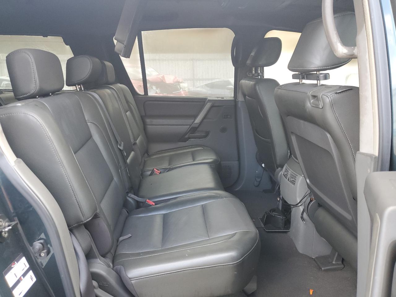 2006 Nissan Armada - Image 11