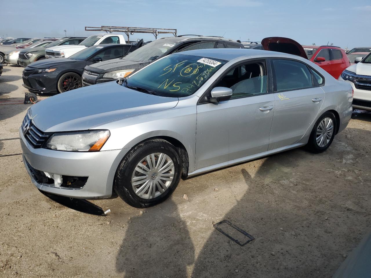2014 Volkswagen Passat - Image 1
