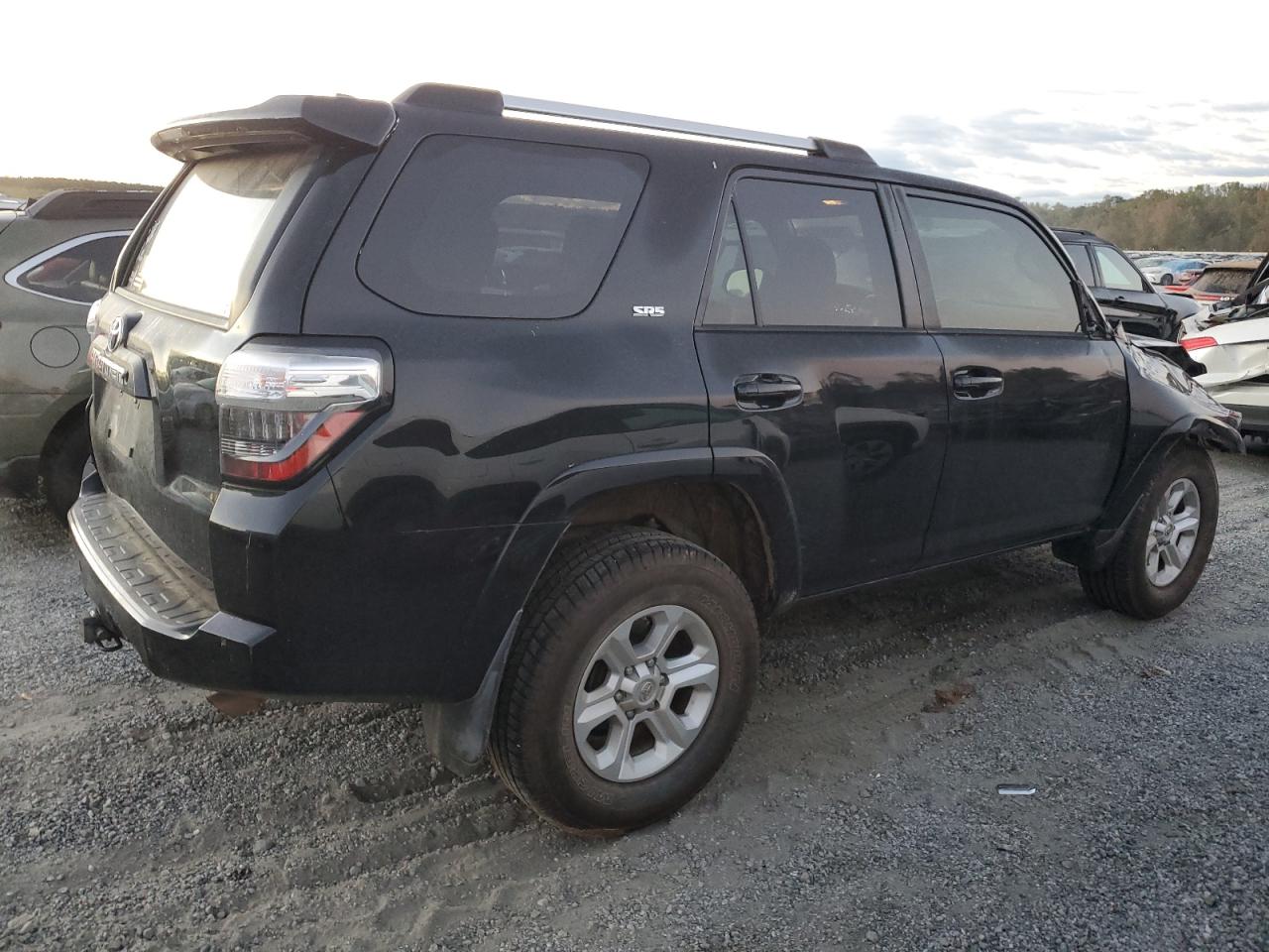 JTEBU5JR5K5674265 2019 Toyota 4Runner Sr5