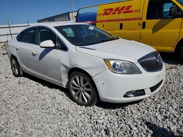 Седани BUICK VERANO 2015 Білий