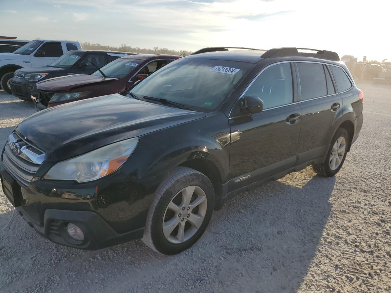 VIN 4S4BRBCC7E3284812 2014 SUBARU OUTBACK no.1