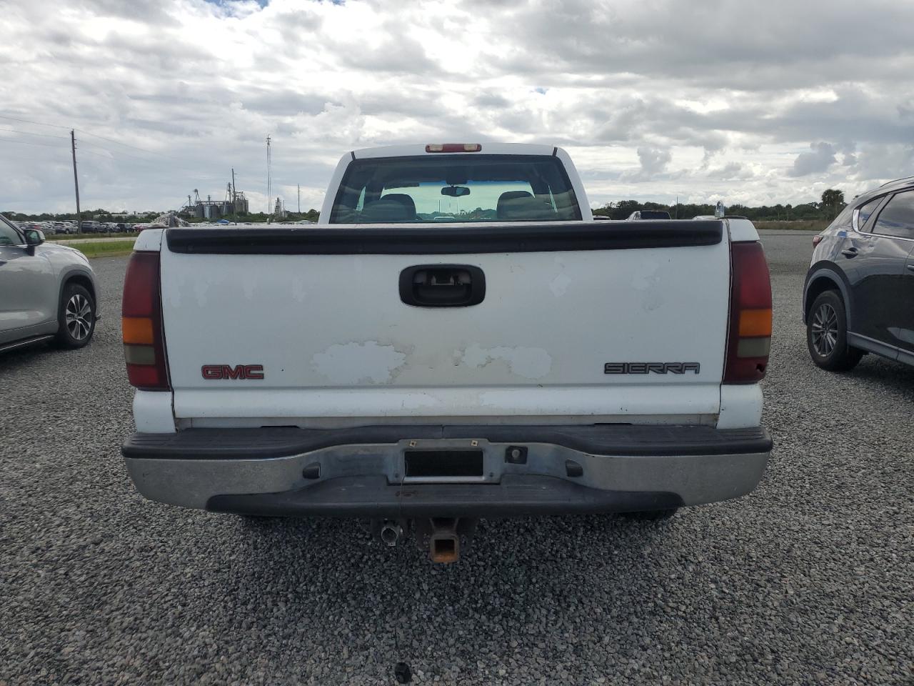 2000 GMC New Sierra K1500 VIN: 1GTEK19T9YE397502 Lot: 73824894