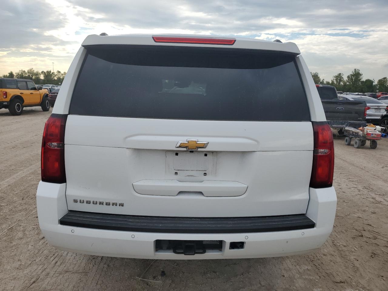 2020 Chevrolet Suburban C1500 Lt VIN: 1GNSCHKC6LR103064 Lot: 78929934