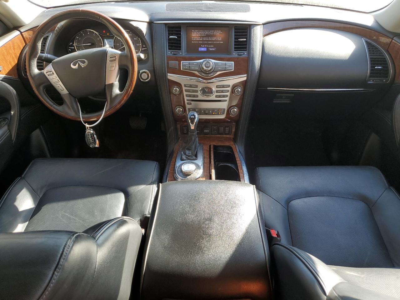 2018 Infiniti QX80 - Image 8