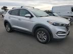 2016 Hyundai Tucson Limited на продаже в Brookhaven, NY - Water/Flood