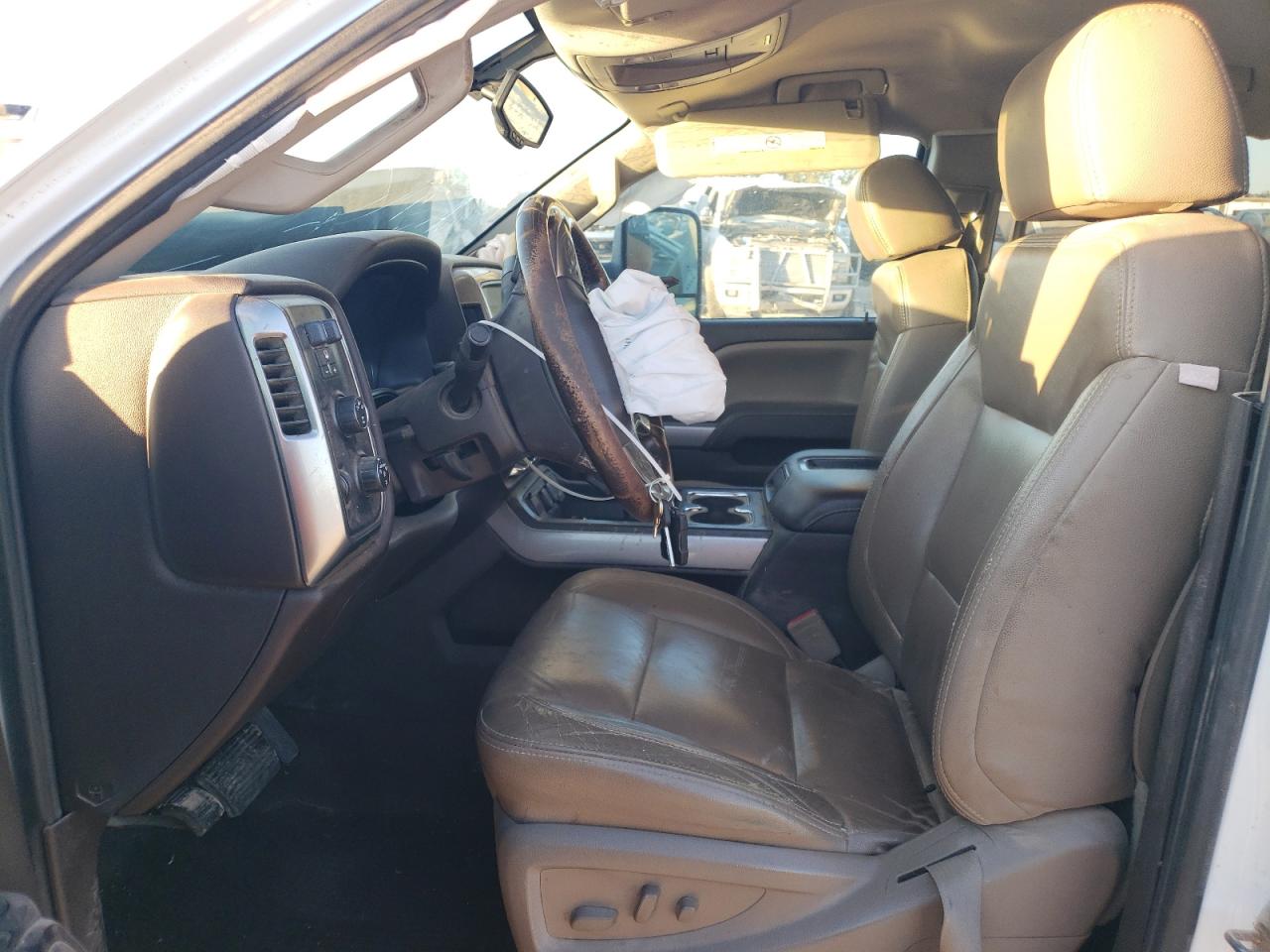 2015 Chevrolet Silverado - Image 7