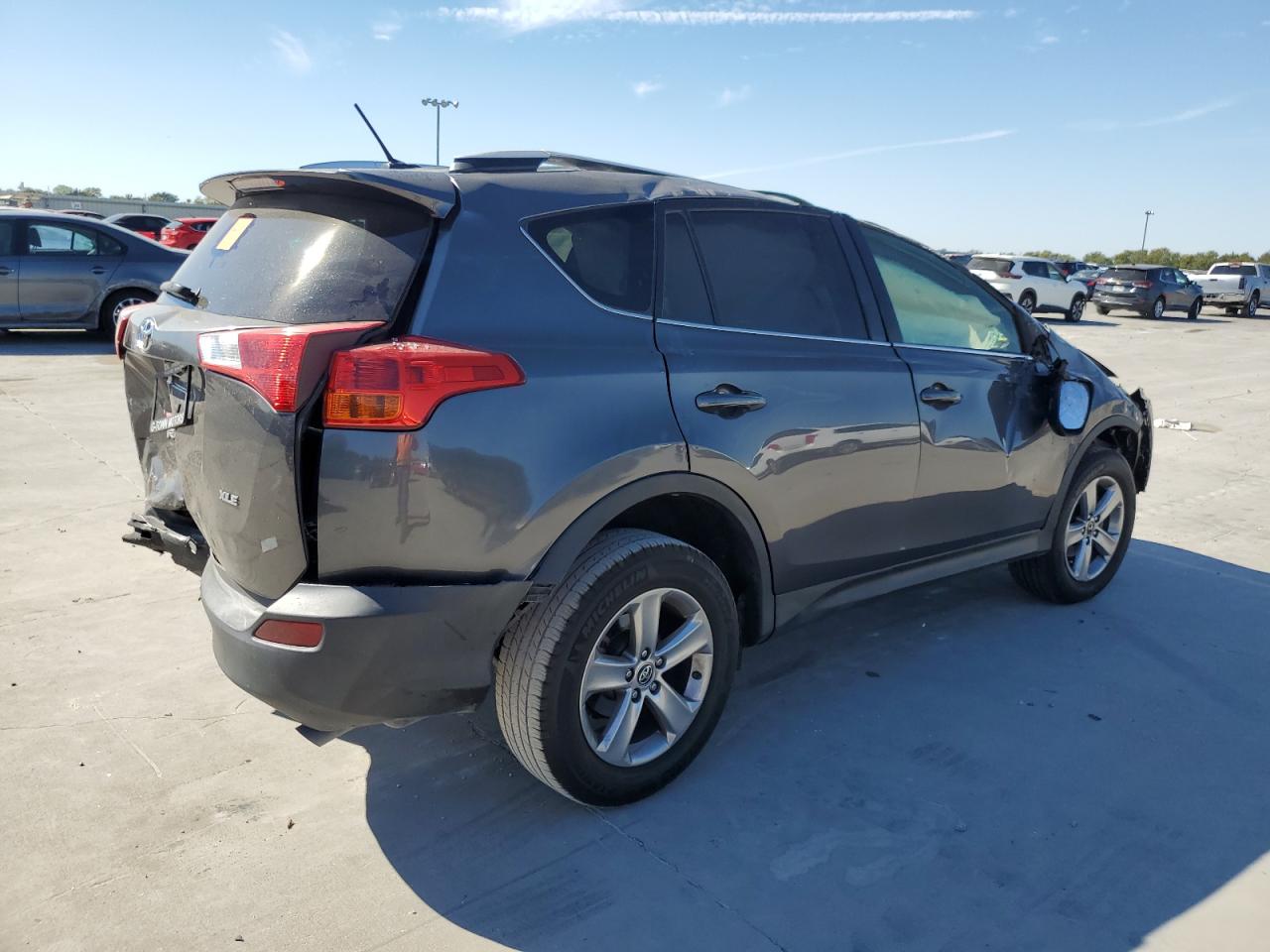 2015 Toyota RAV 4 - Image 3