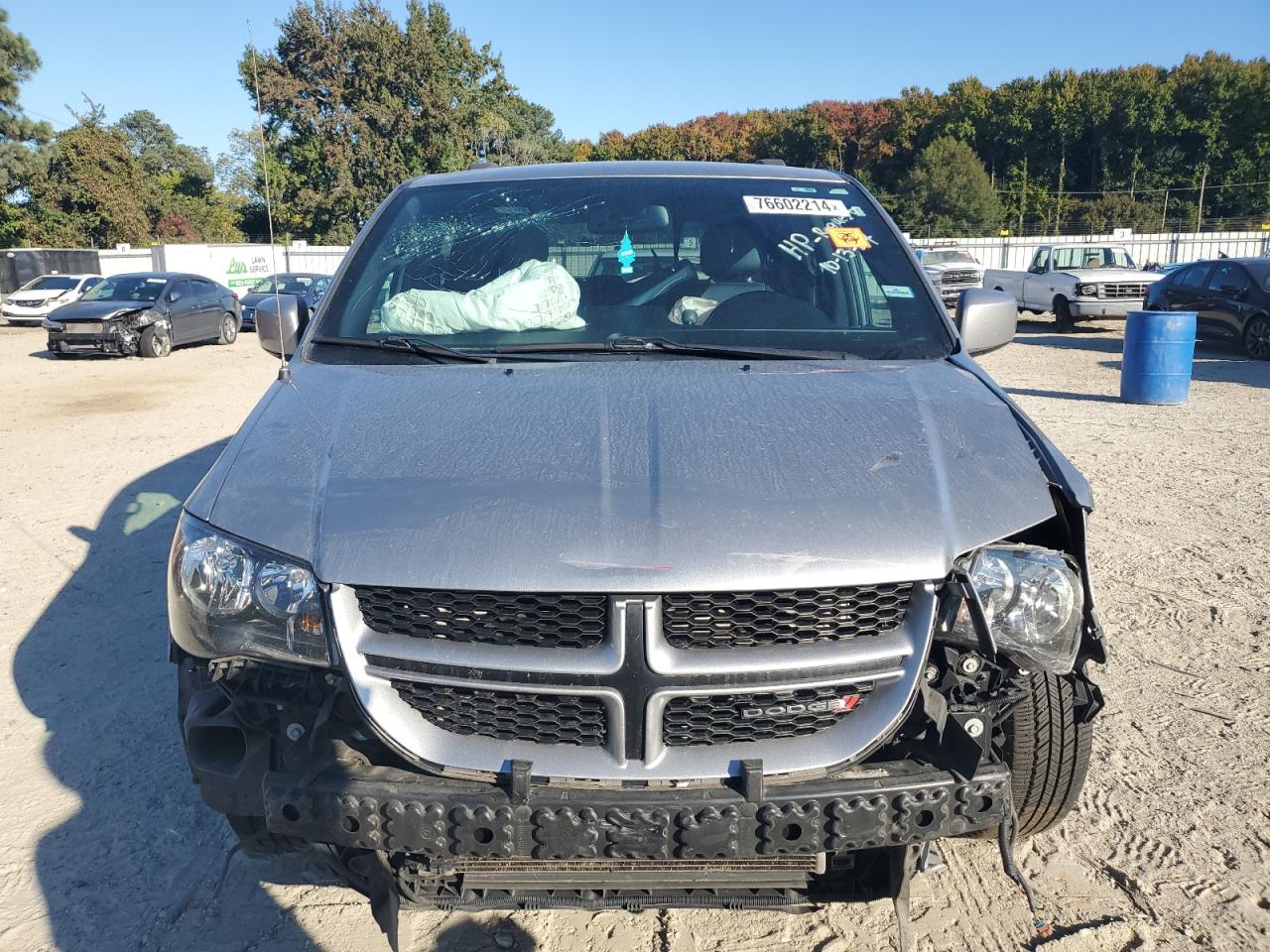 2018 Dodge Caravan - Image 5