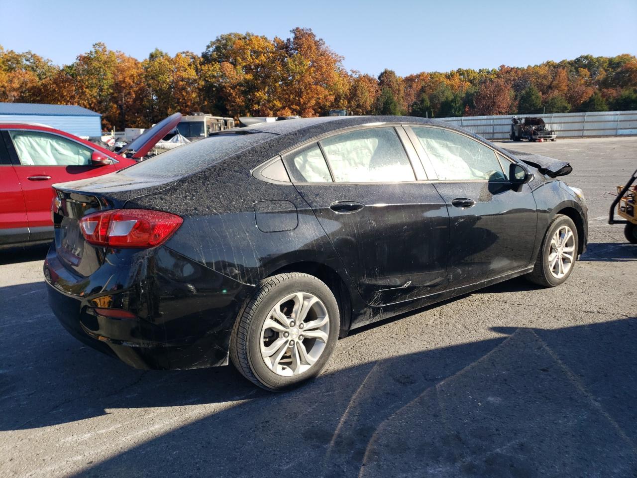 2019 Chevrolet Cruze - Image 3