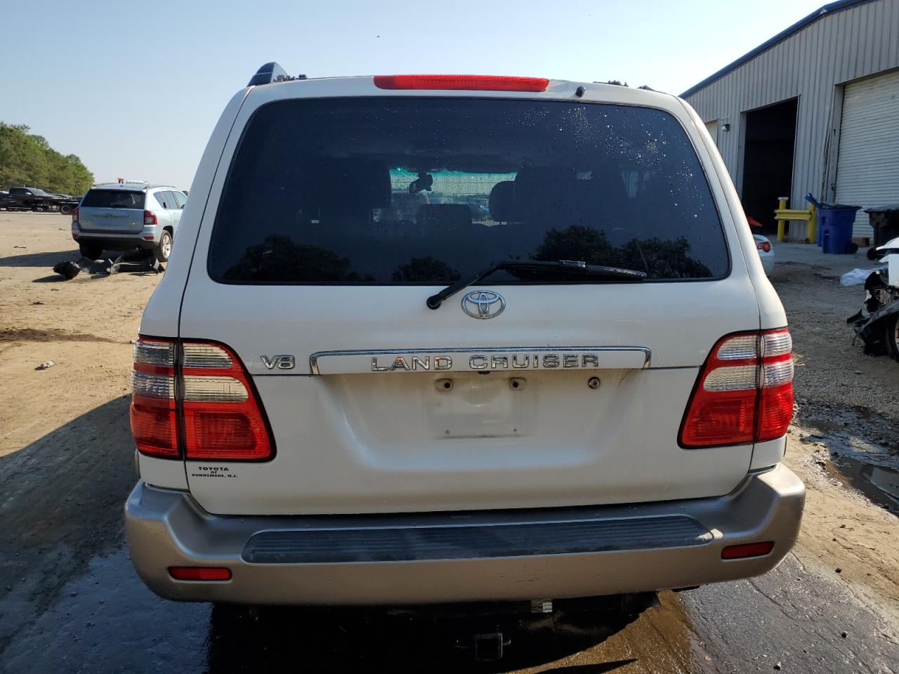 2004 Toyota Land Cruiser VIN: JTEHT05J542066724 Lot: 74888234