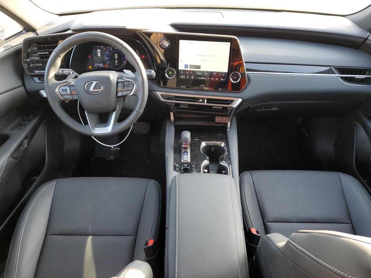 2024 Lexus RX - Image 8