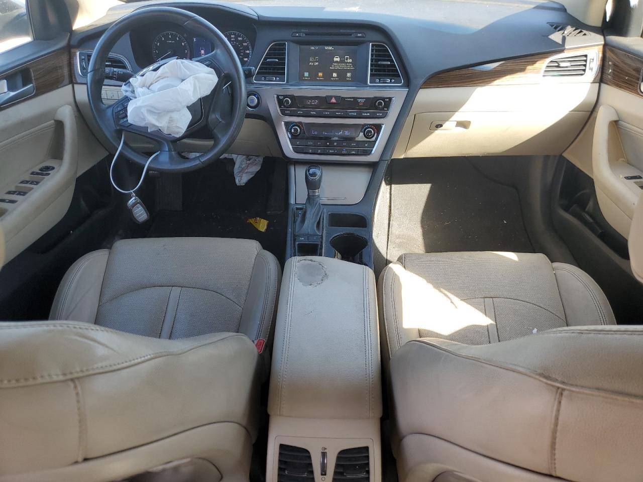 2017 Hyundai Sonata - Image 8