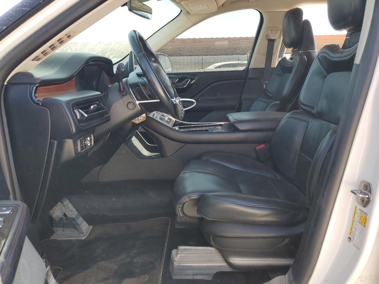 2020 Lincoln Aviator - Image 7