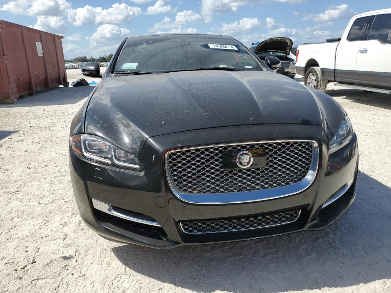2019 Jaguar XJ - Image 5