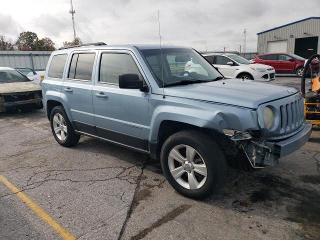  JEEP PATRIOT 2014 Granatowy