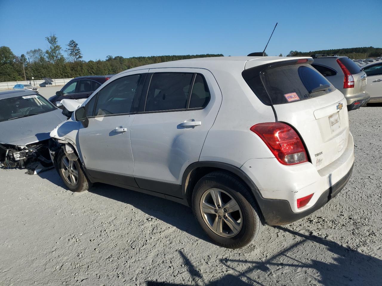 2020 Chevrolet Trax - Image 2