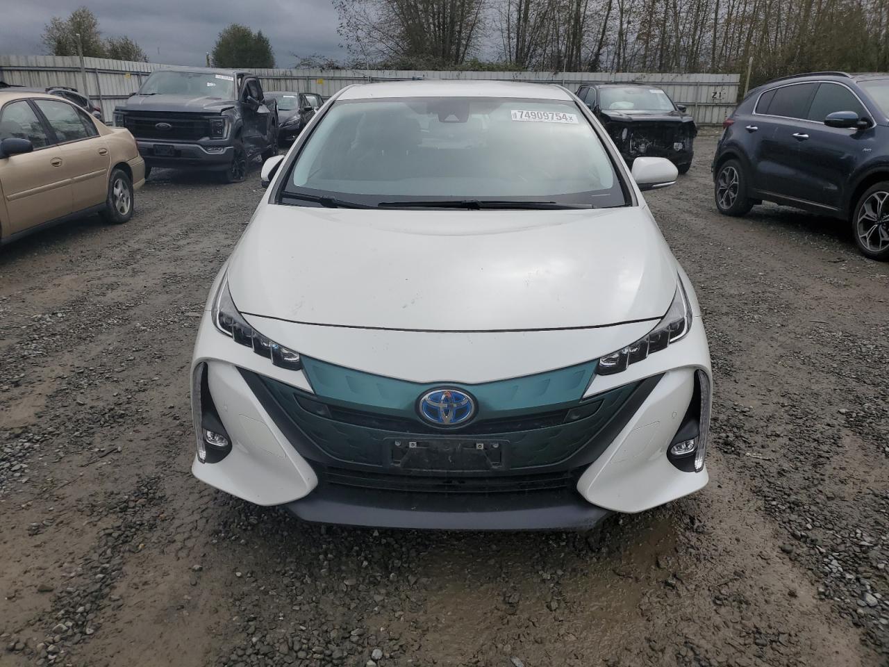 VIN JTDKARFP7J3070660 2018 TOYOTA PRIUS no.5