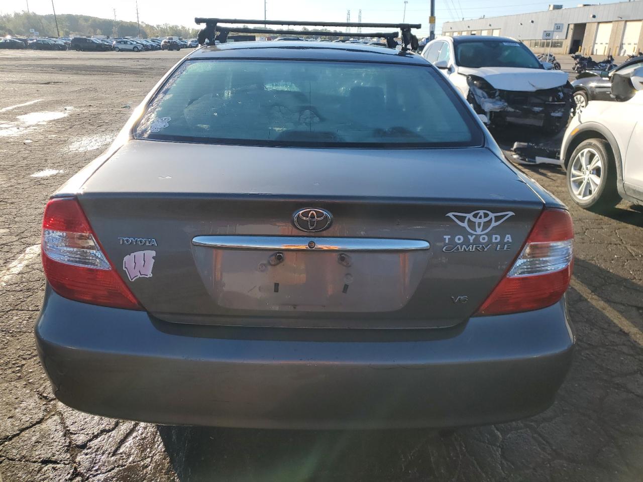 2003 Toyota Camry Le VIN: 4T1BF32K23U562255 Lot: 75340624