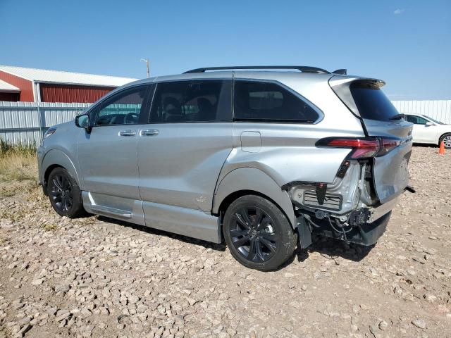  TOYOTA SIENNA 2022 Silver