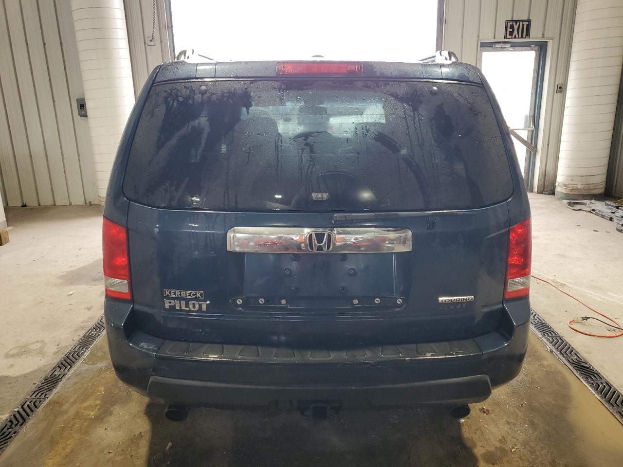 2010 Honda Pilot Touring VIN: 5FNYF4H8XAB003218 Lot: 73864524