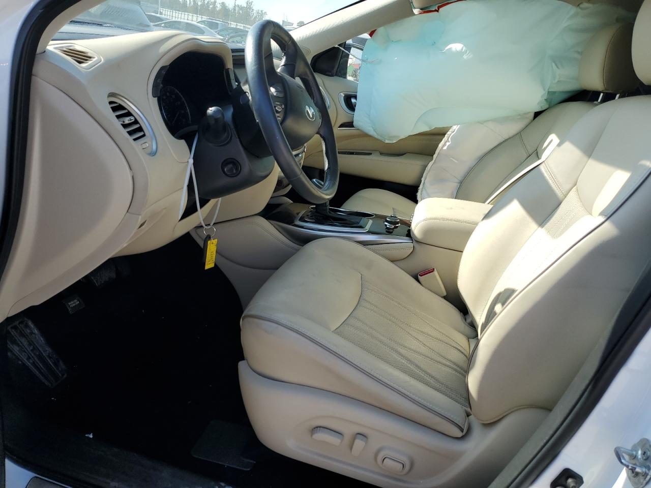 2020 Infiniti QX60 - Image 7