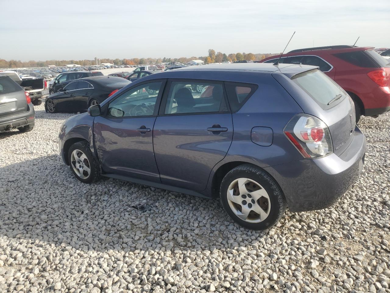 2009 Pontiac Vibe - Image 2