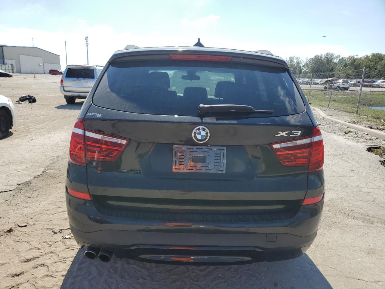 5UXWX9C5XH0T13715 2017 BMW X3 xDrive28I