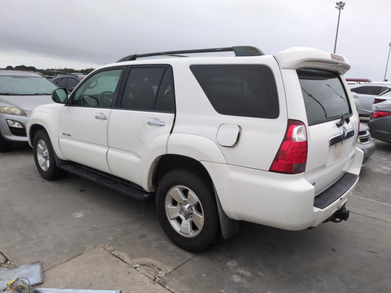 2008 Toyota 4Runner Sr5 VIN: JTEBT14R38K003341 Lot: 74298614