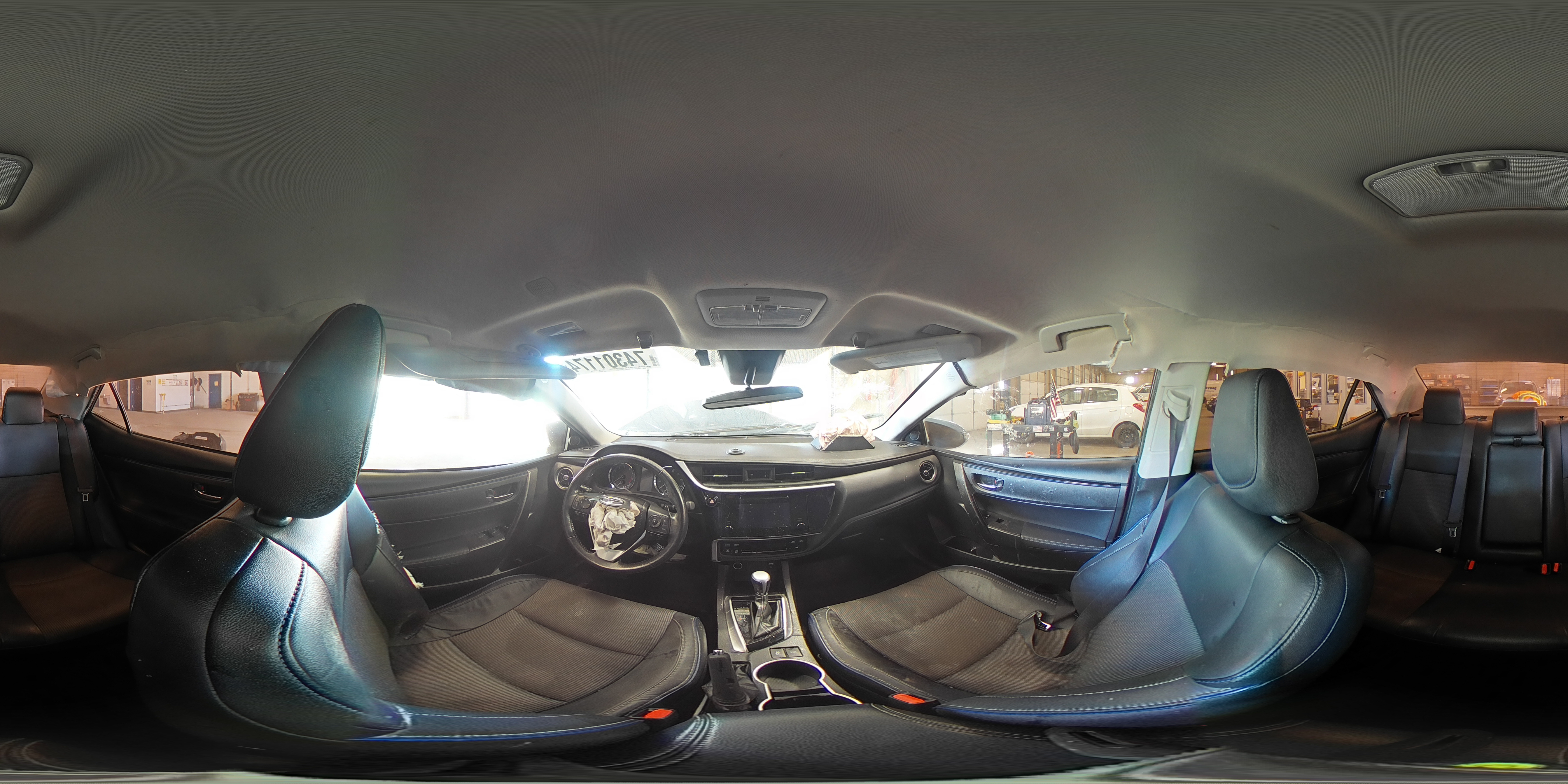 2019 Toyota Corolla - Image 13