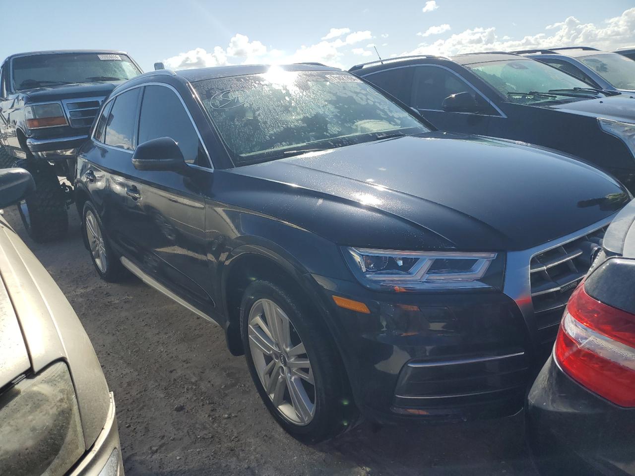 WA1BNAFY6J2206307 2018 Audi Q5 Premium Plus