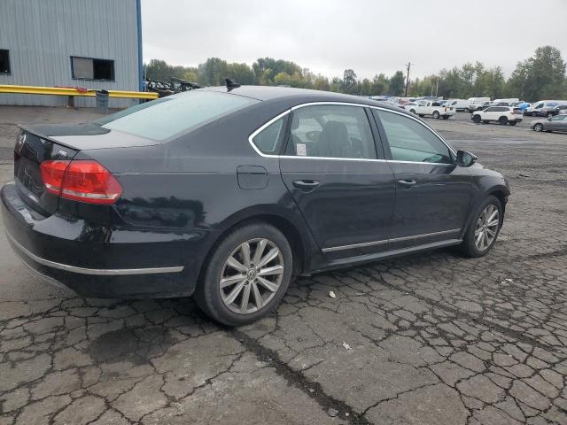  VOLKSWAGEN PASSAT 2012 Чорний