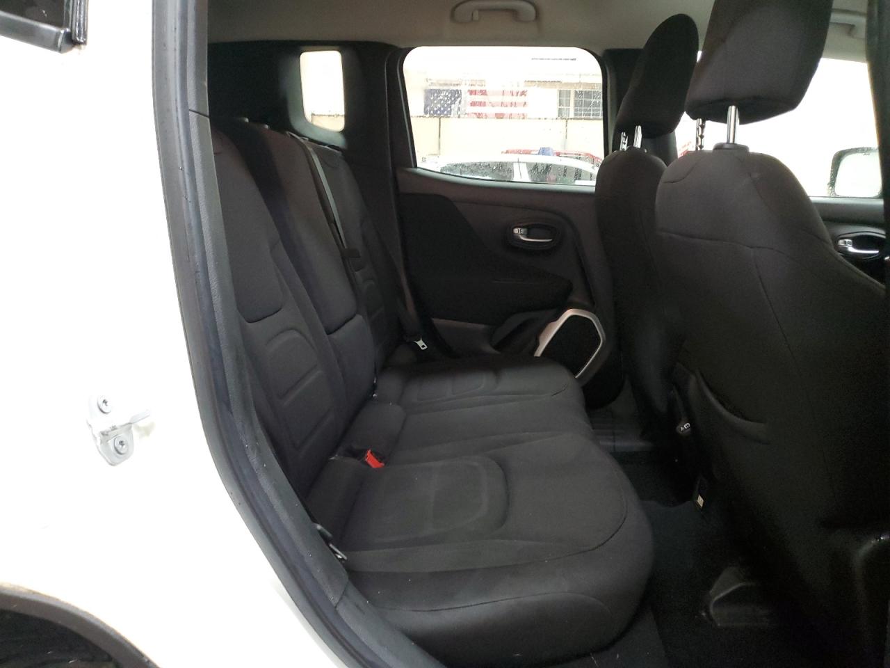 ZACCJBBB2JPH07410 2018 Jeep Renegade Latitude