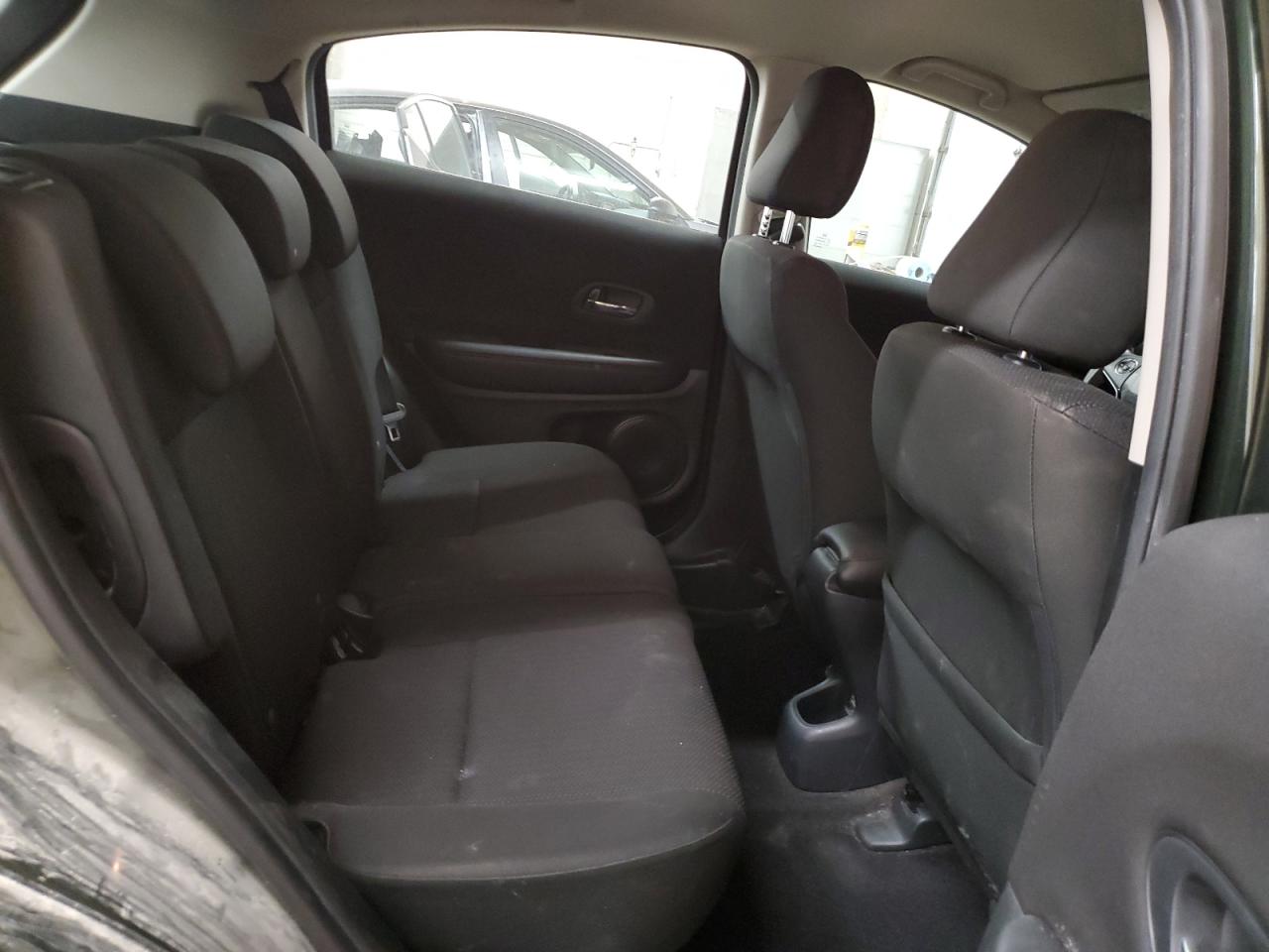 2016 Honda HR-V - Image 11