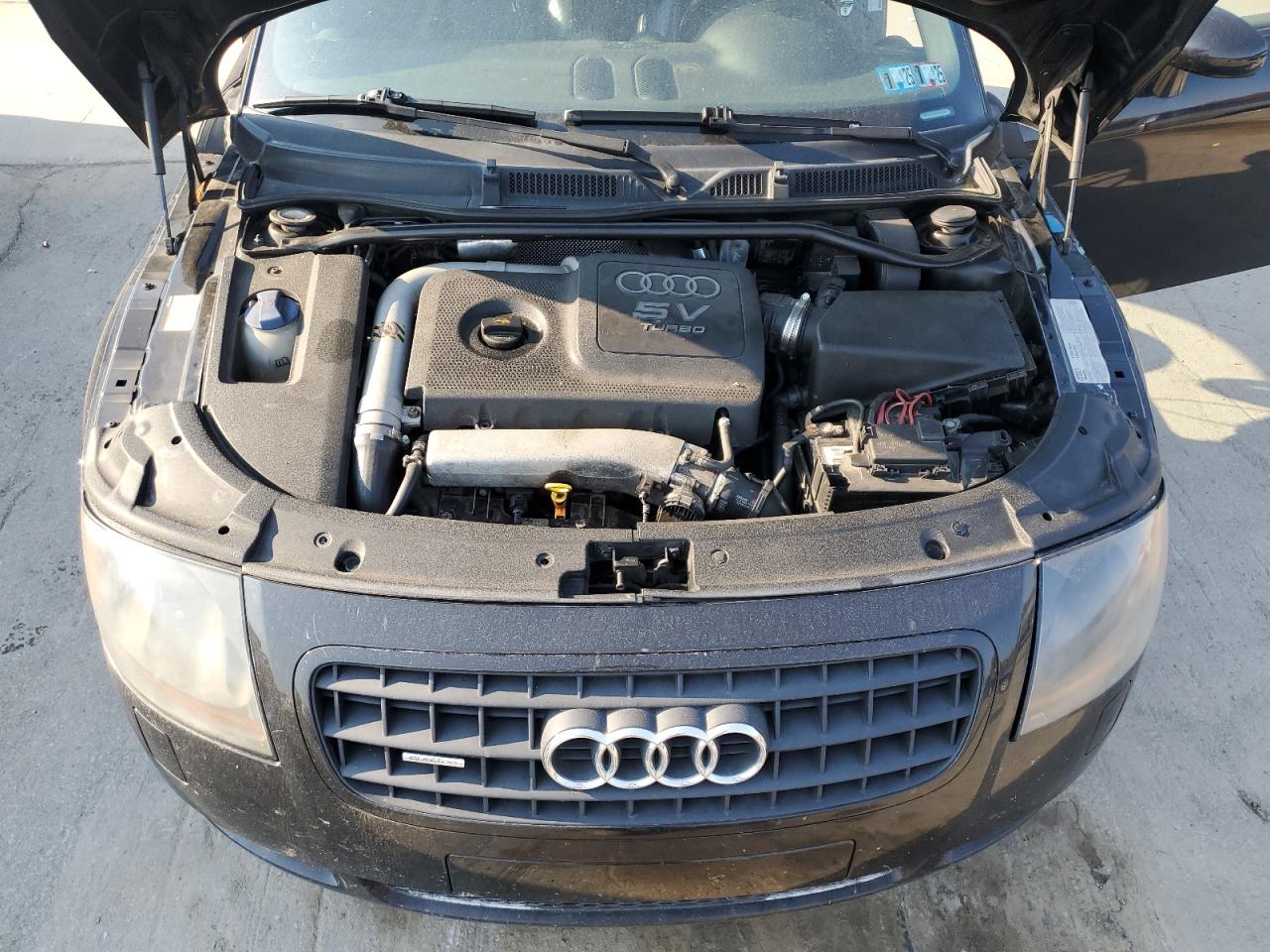 TRUUT28N941003280 2004 Audi Tt Quattro