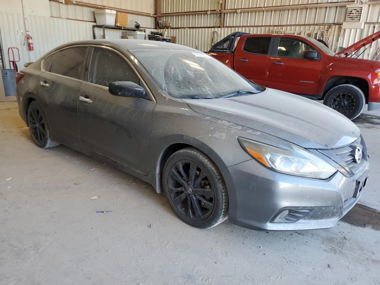 2018 Nissan Altima - Image 4