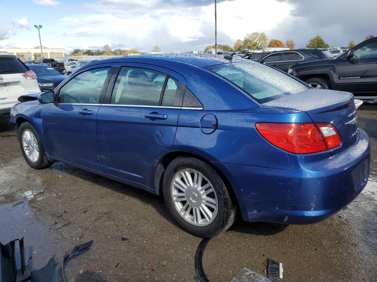 2009 Chrysler Sebring - Image 2