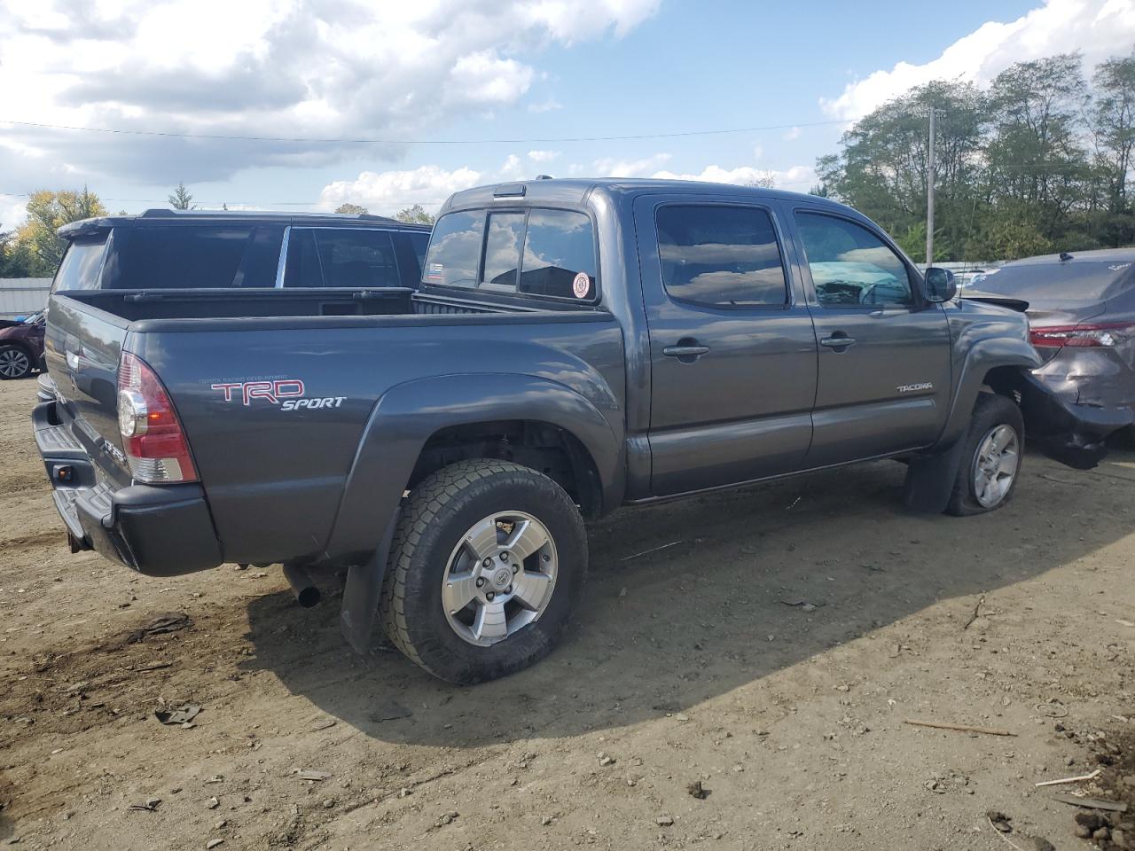 2010 Toyota Tacoma - Image 3