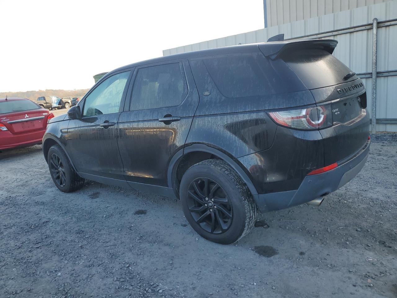 VIN SALCR2BG1HH667349 2017 LAND ROVER DISCOVERY no.2