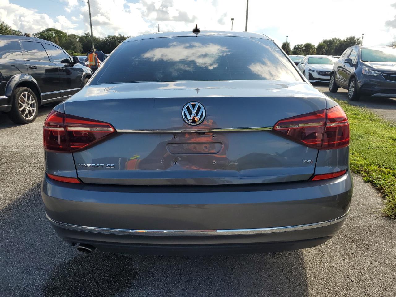 2017 Volkswagen Passat Se VIN: 1VWBT7A35HC038154 Lot: 74175304