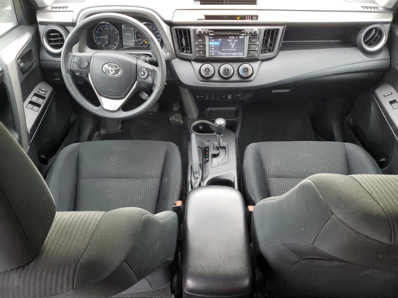 2T3ZFREV3HW360935 2017 Toyota Rav4 Le