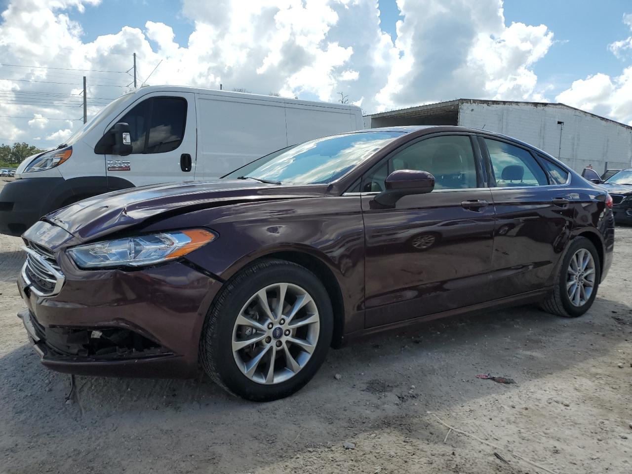 3FA6P0H72HR204047 2017 FORD FUSION - Image 1