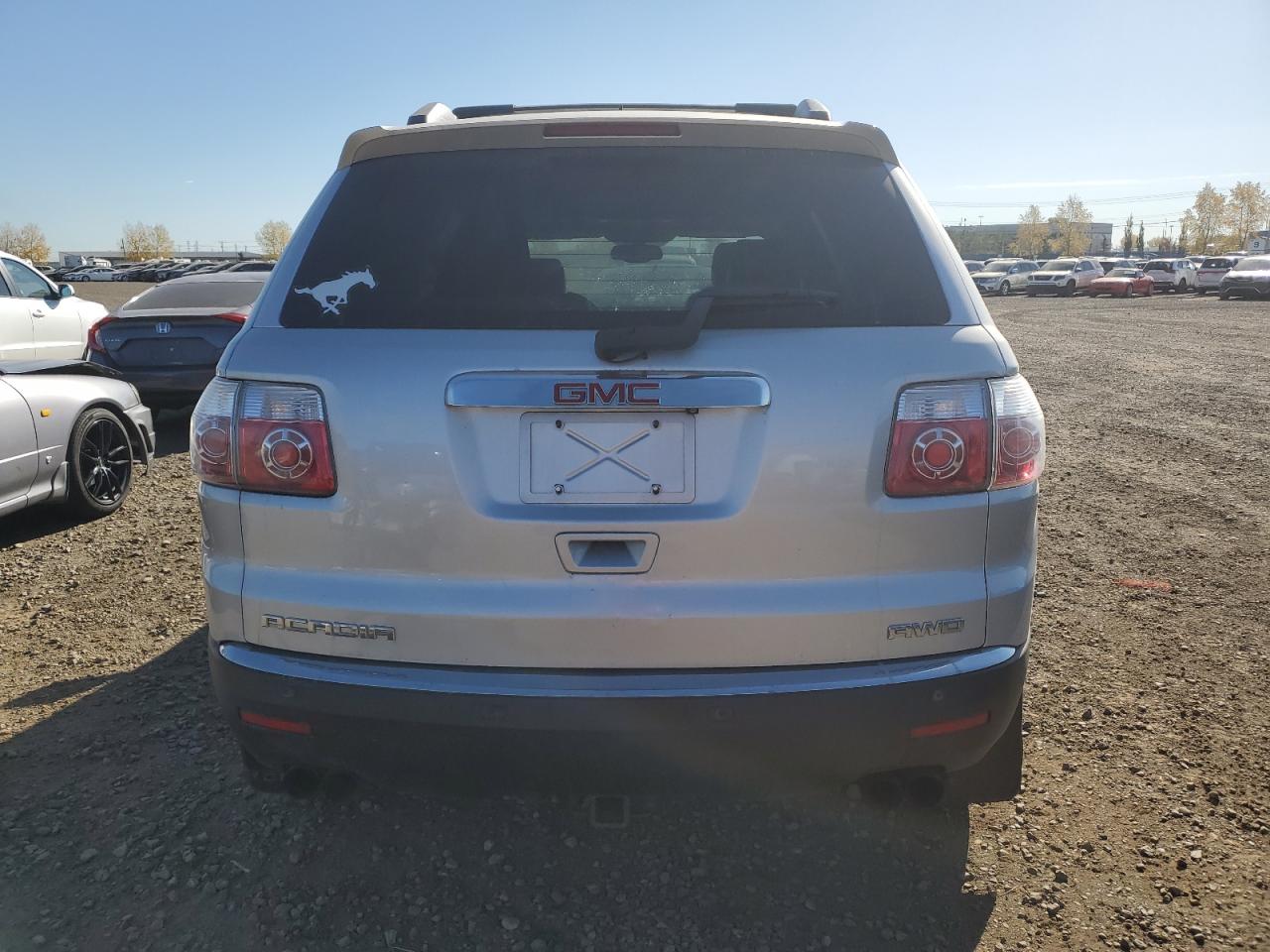 1GKKVSED1BJ176784 2011 GMC Acadia Slt-2