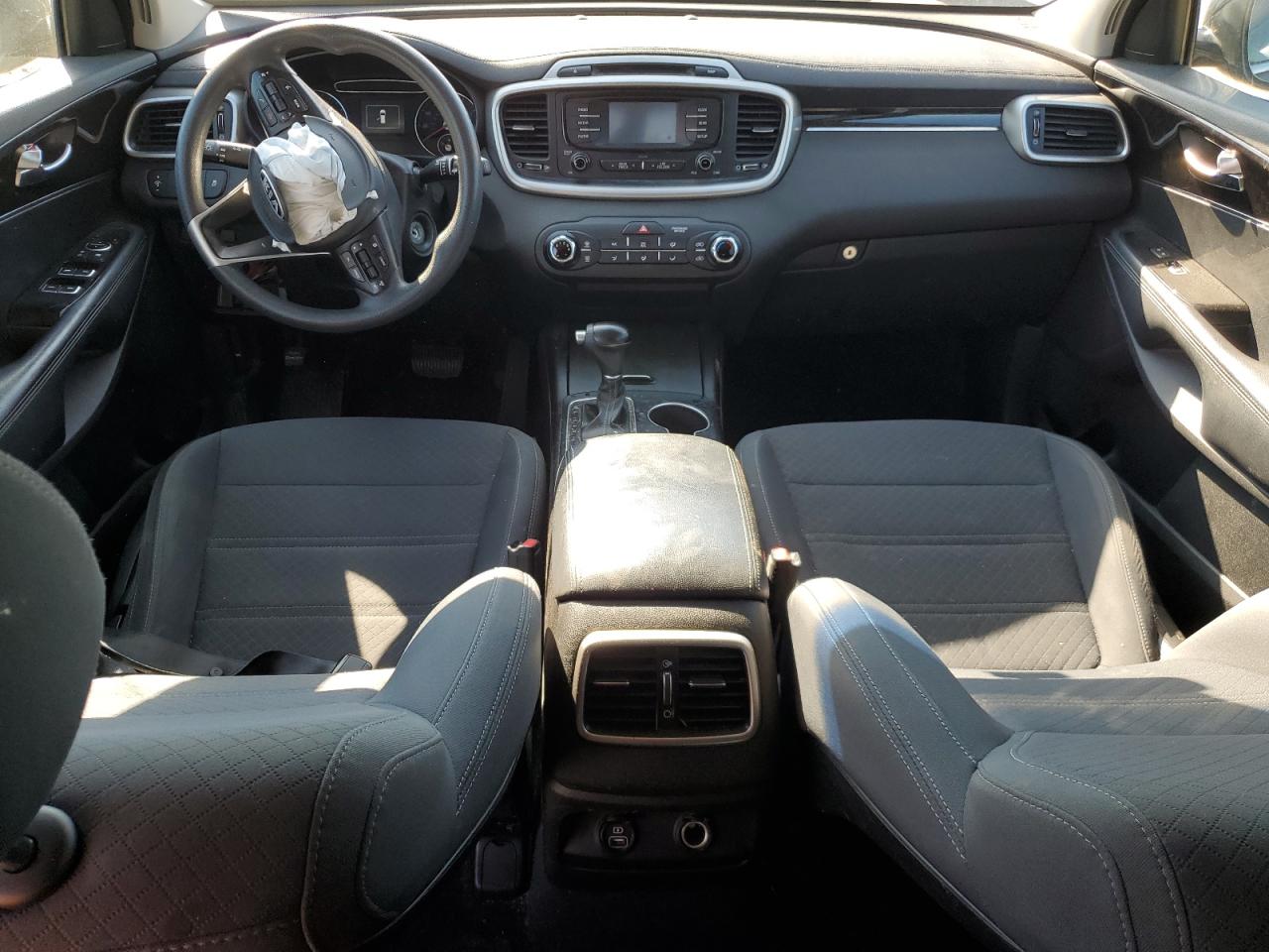 2018 Kia Sorento - Image 8