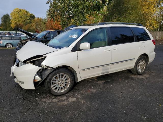 2010 Toyota Sienna Xle